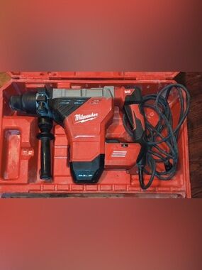 Milwaukee Rotary Hammer 1-3/4 “ 45mm SDS MAX